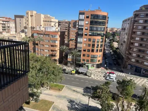 Piso en calle de Carlos V