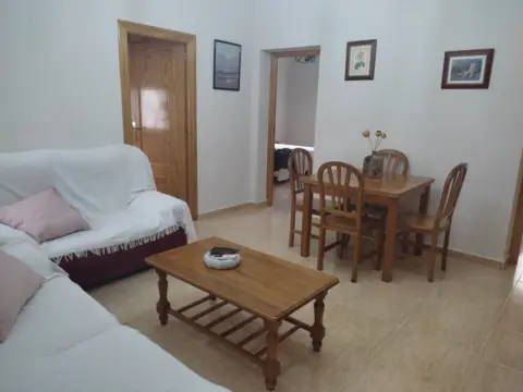 Piso en calle Ramón y Cajal