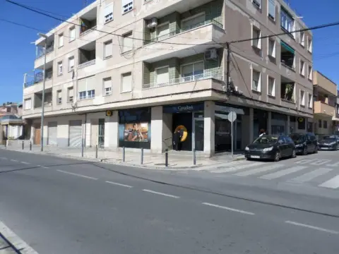 Local comercial en Los Barreros
