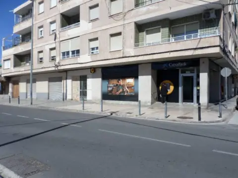 Local comercial en Los Barreros