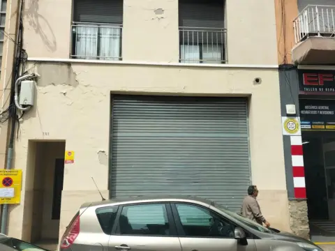 Local comercial en Carrer de Corró