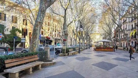 Edificio en Passeig de Born