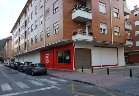 Local comercial en Avenida de España, 6