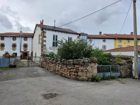 Casa en Poblado Soto, 92