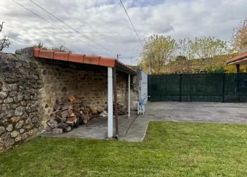 Chalet en Barrio de la Sovilla, 68