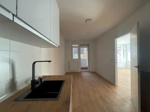 Piso en calle de Aragón, 2