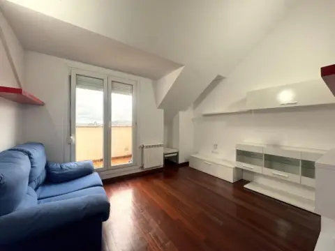 Piso en calle Santiago-El Castaño, nº 4