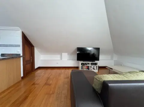 Piso en calle Cartes, nº 56