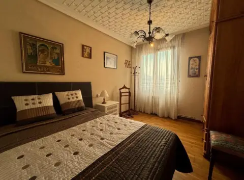 Piso en calle San Salvador, nº 4