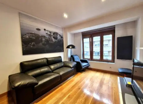 Piso en calle de Joaquín Cayón, 10