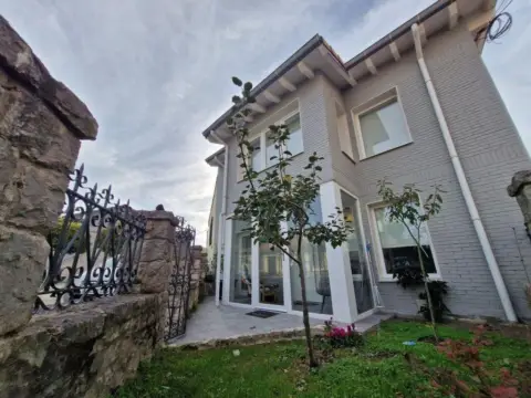 Casa en calle Castañera, nº 22