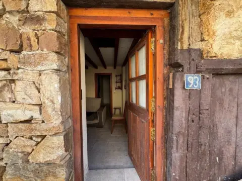 Casa en Barrio de Pedredo, 93