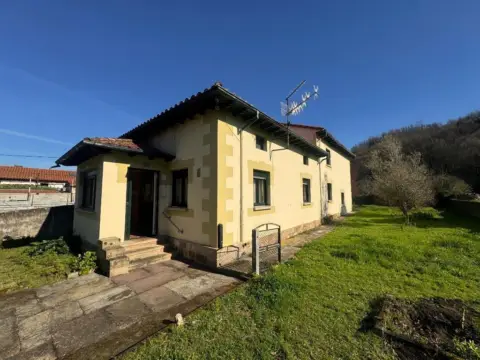 Casa en calle Elecha