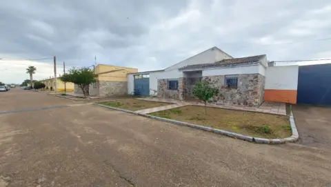 Casa pareada en calle de Pisa