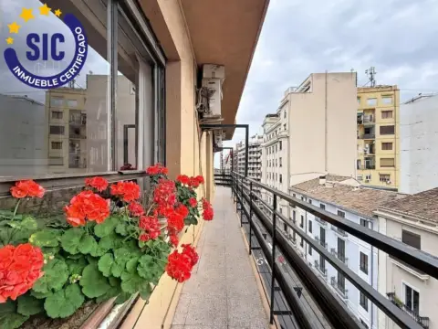 Piso en calle de la Estrella, 1