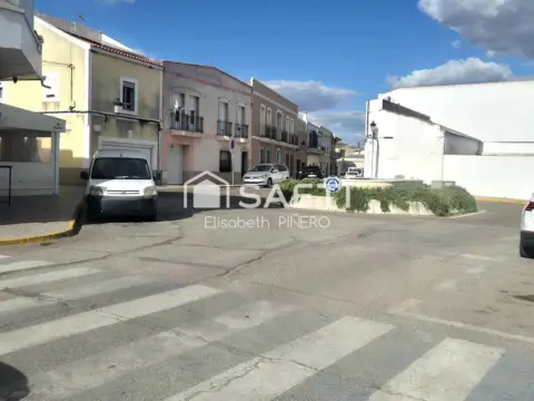 Casa en Puebla de la Calzada
