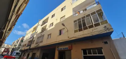 Piso en calle de Almería