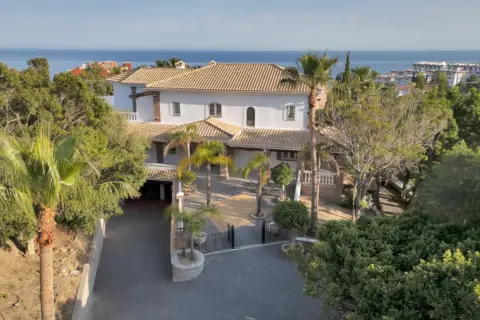 Chalet en calle Camino Real de Fuengirola 7,   1, los Penones, Pa