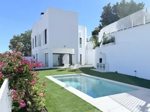 Casa pareada en Paseo de Salvador Rueda