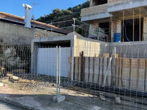 Chalet en calle Alcalá del Valle