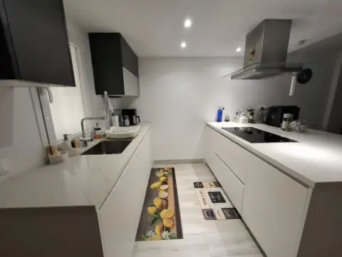 Apartamento en calle 11 calle Pablo Casals #Edificio Marbella Playa
