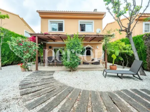 Chalet en calle del Montgó
