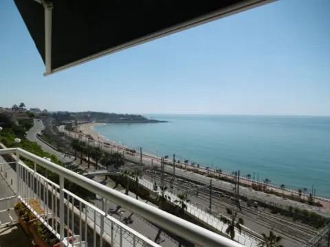 Piso en Carrer del Pons d'Icart, 43