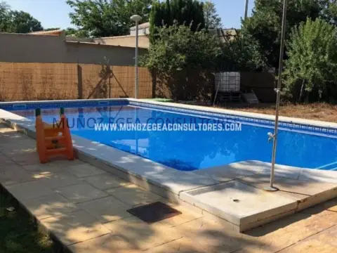 Chalet en Campo de Aras