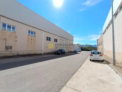 Nave industrial en calle Mérida, 2