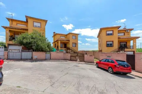 Chalet en Urbanización Laderas