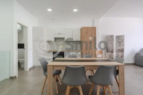 Dúplex en calle Paises Bajos, 1