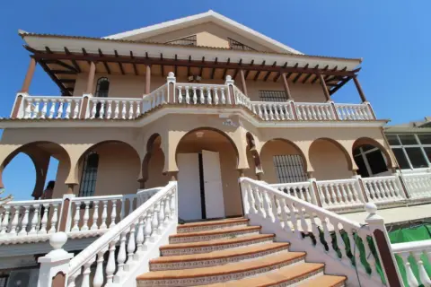 Chalet en calle Lagarillo, 7