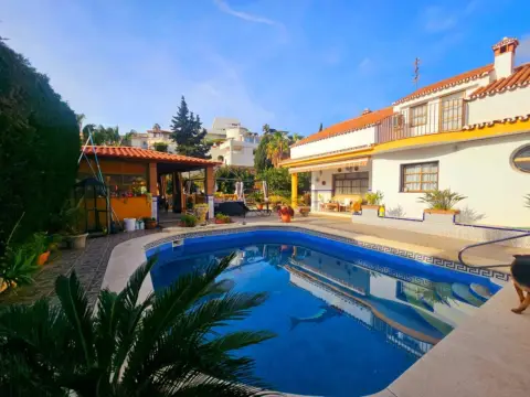 Chalet en Avenida de la Yedra