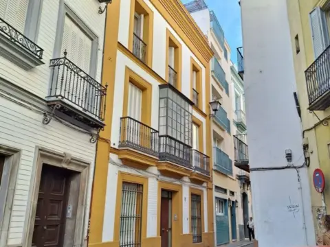 Estudio en calle Sales y Ferré