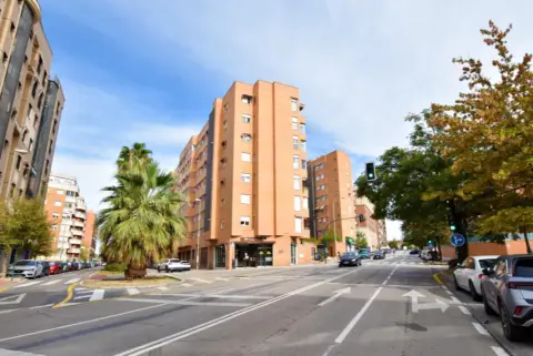 Piso en calle del Periodista José María Carulla