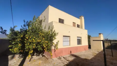 Chalet en El Llombo