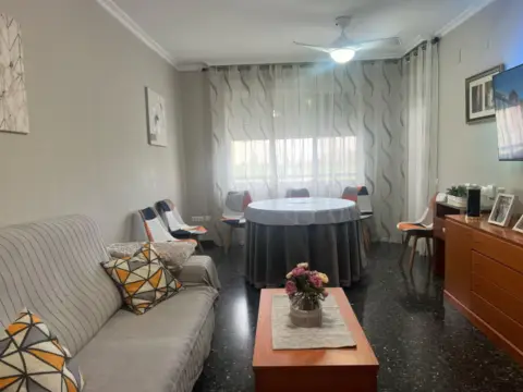 Piso en El Llombo