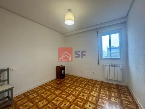 Piso en calle de Ángel Múgica