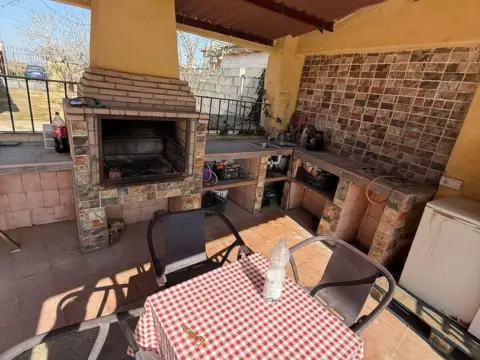 Chalet en calle de la Hermandad