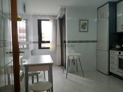Apartamento en calle Miguel Hernandez, 12