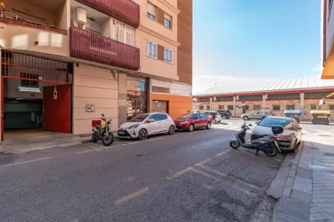 Garaje en calle de Santa Fe