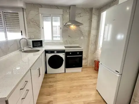 Piso en Avinguda del General Avilés, 6