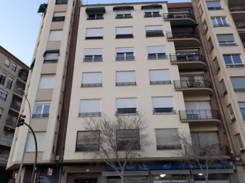 Piso en Avinguda del Doctor Clarà, 34