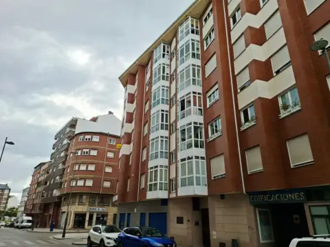 Piso en calle de Ortega y Gasset, 6