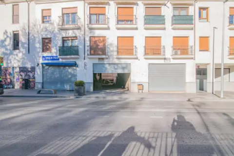 Local comercial en Carretera de Granada
