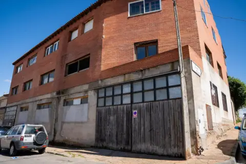 Piso en calle del Arroyo