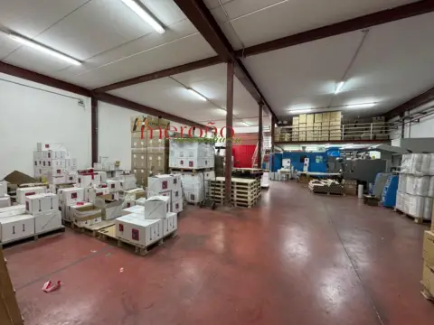 Nave industrial en Poligono Torrellano