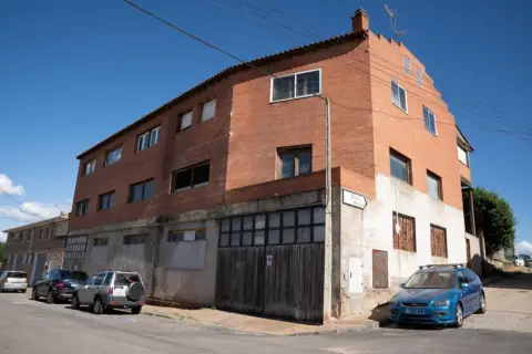 Piso en calle del Arroyo