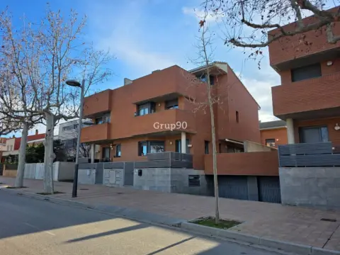 Casa pareada en Cataluña