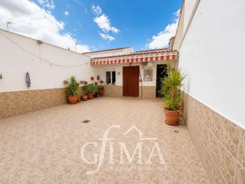 Casa en calle de la Paz